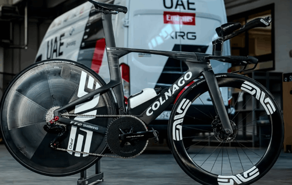 TT bike The TT1 used a distinctive horizontal seat stay